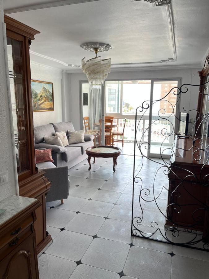 Apartment Seimar Benidorm Con Vistas Al Mar المظهر الخارجي الصورة