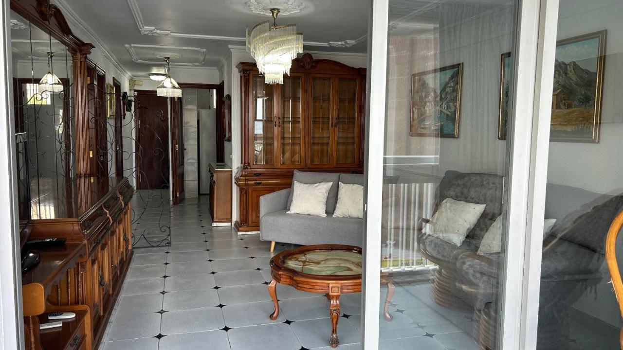 Apartment Seimar Benidorm Con Vistas Al Mar المظهر الخارجي الصورة