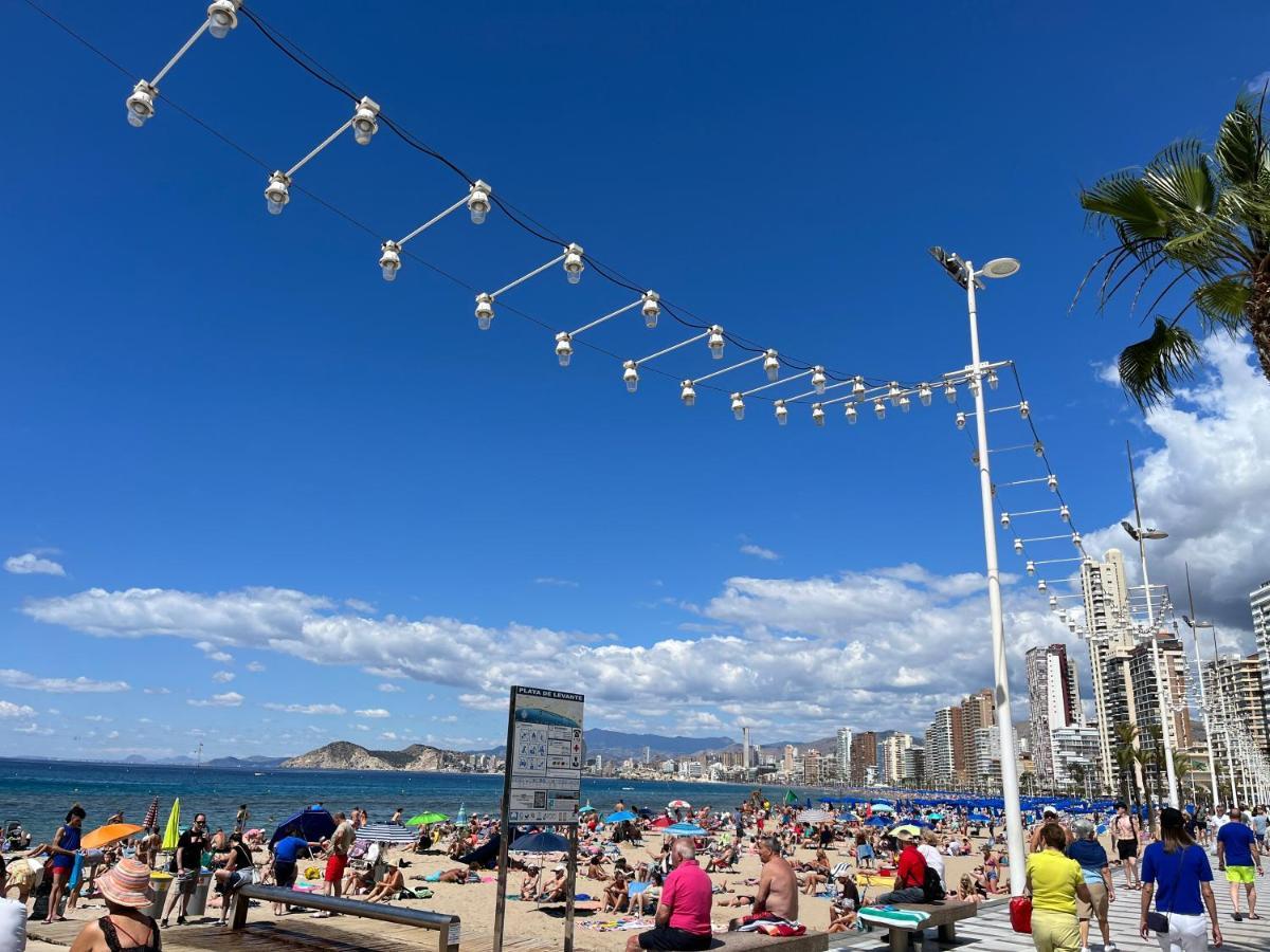 Apartment Seimar Benidorm Con Vistas Al Mar المظهر الخارجي الصورة